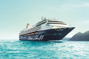 Full Metal Cruise 5 rockt 2017 auf der Mein Schiff 2