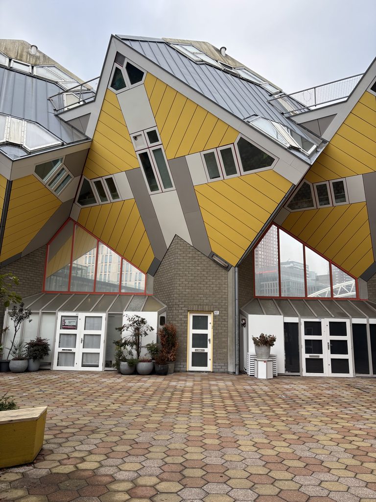 Kubushäuser (Kubuswoningen) in Rotterdam